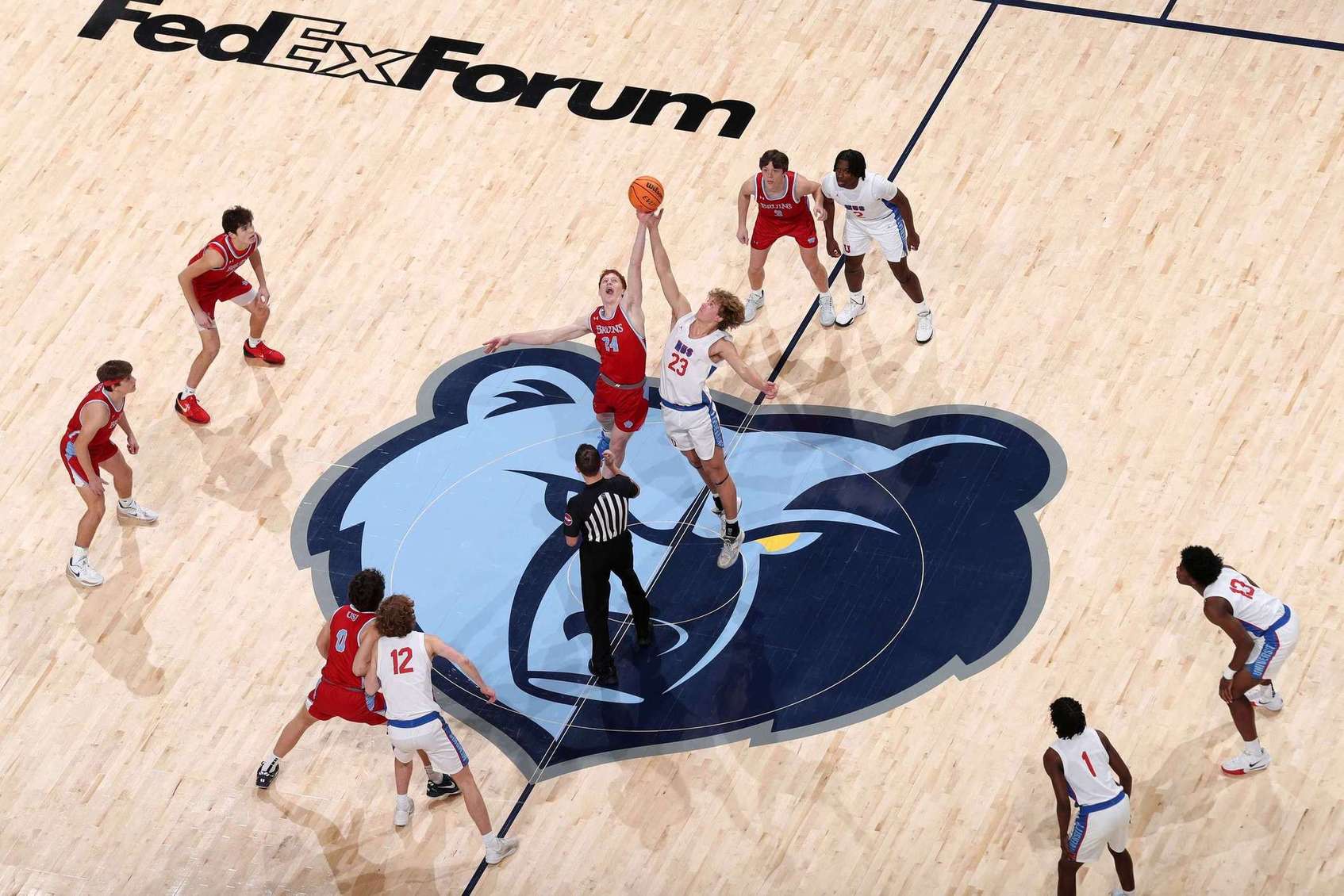 PLAY<span></span> LIKE THE PROS