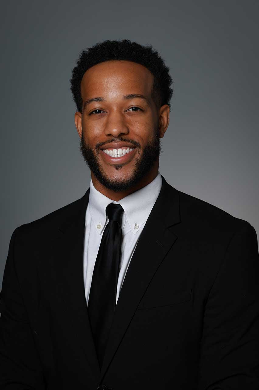 Jordan Cobb Sr. Account Executive<span></span> Group Sales